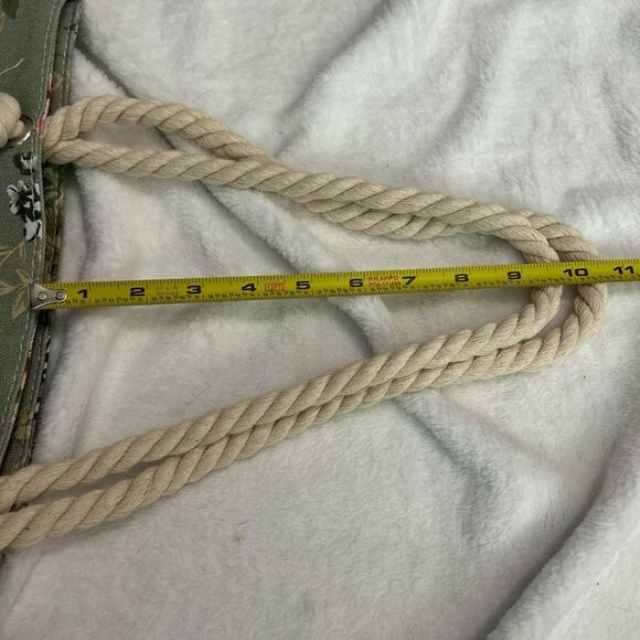 Floral Canvas Tote Bag with Rope Handles – Vintage-Style Beach or Everyday Bag. - Picture 6 of 6